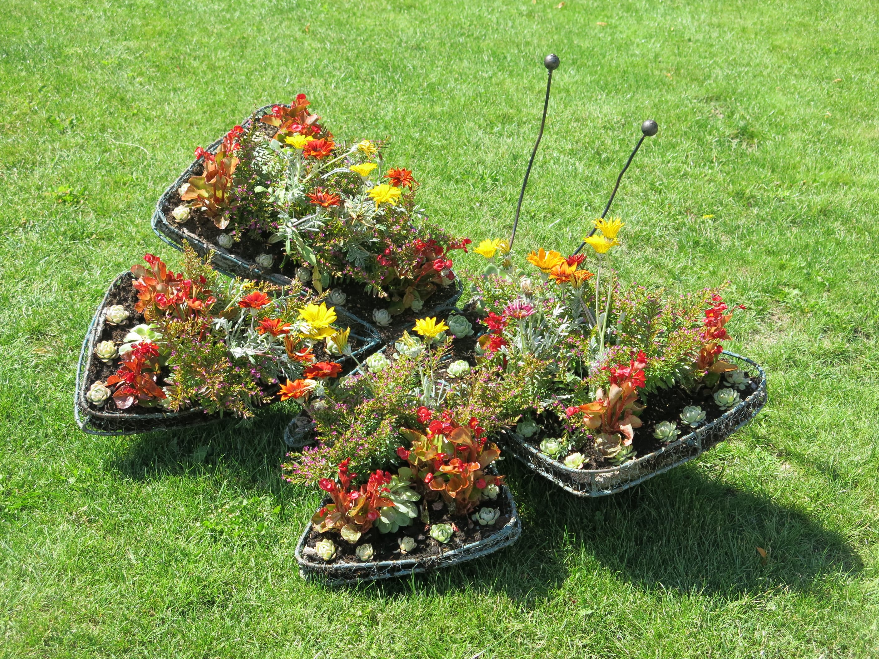 N/A (Decorative Garden Feature)