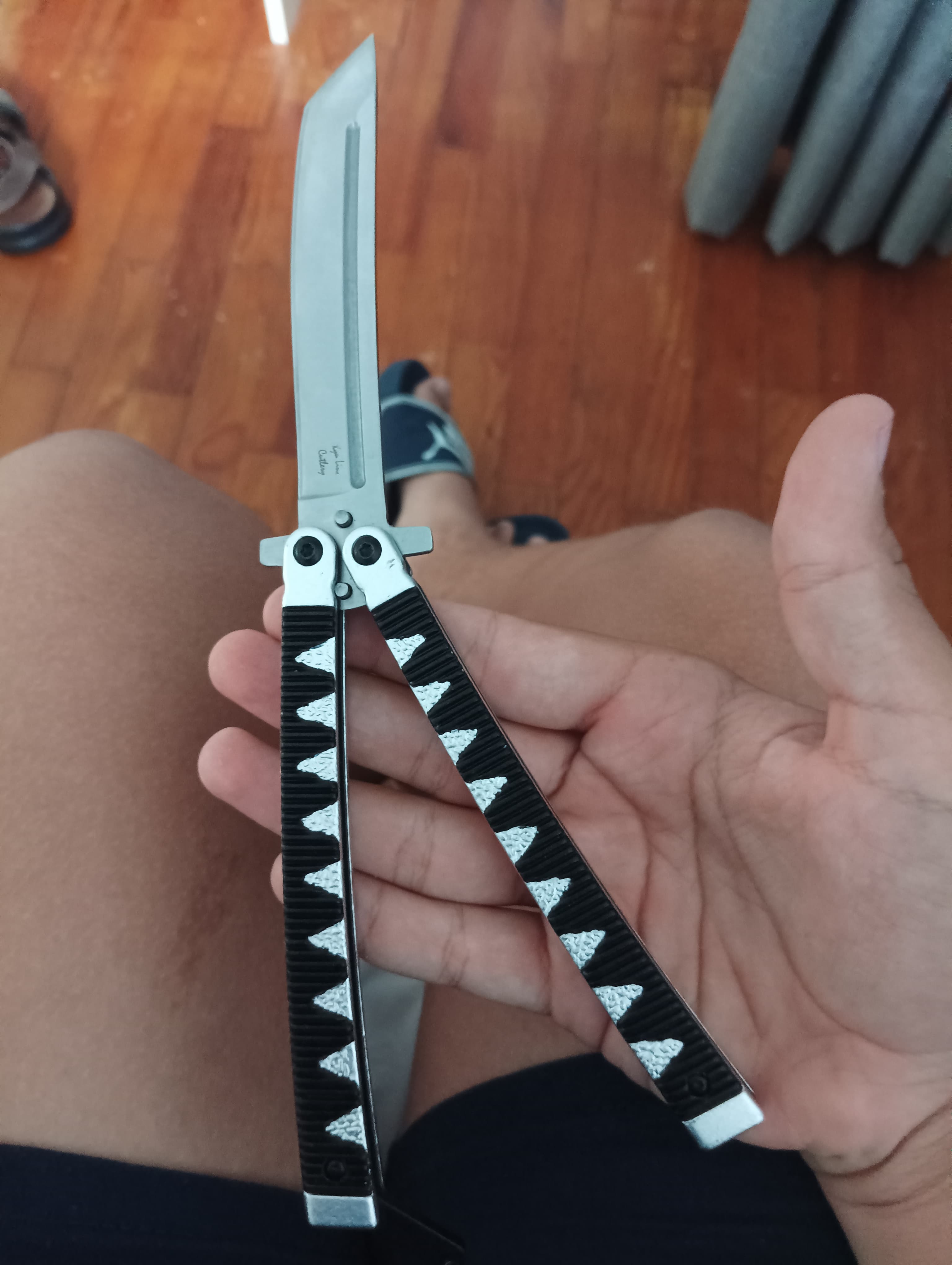N/A (Item is a butterfly knife)