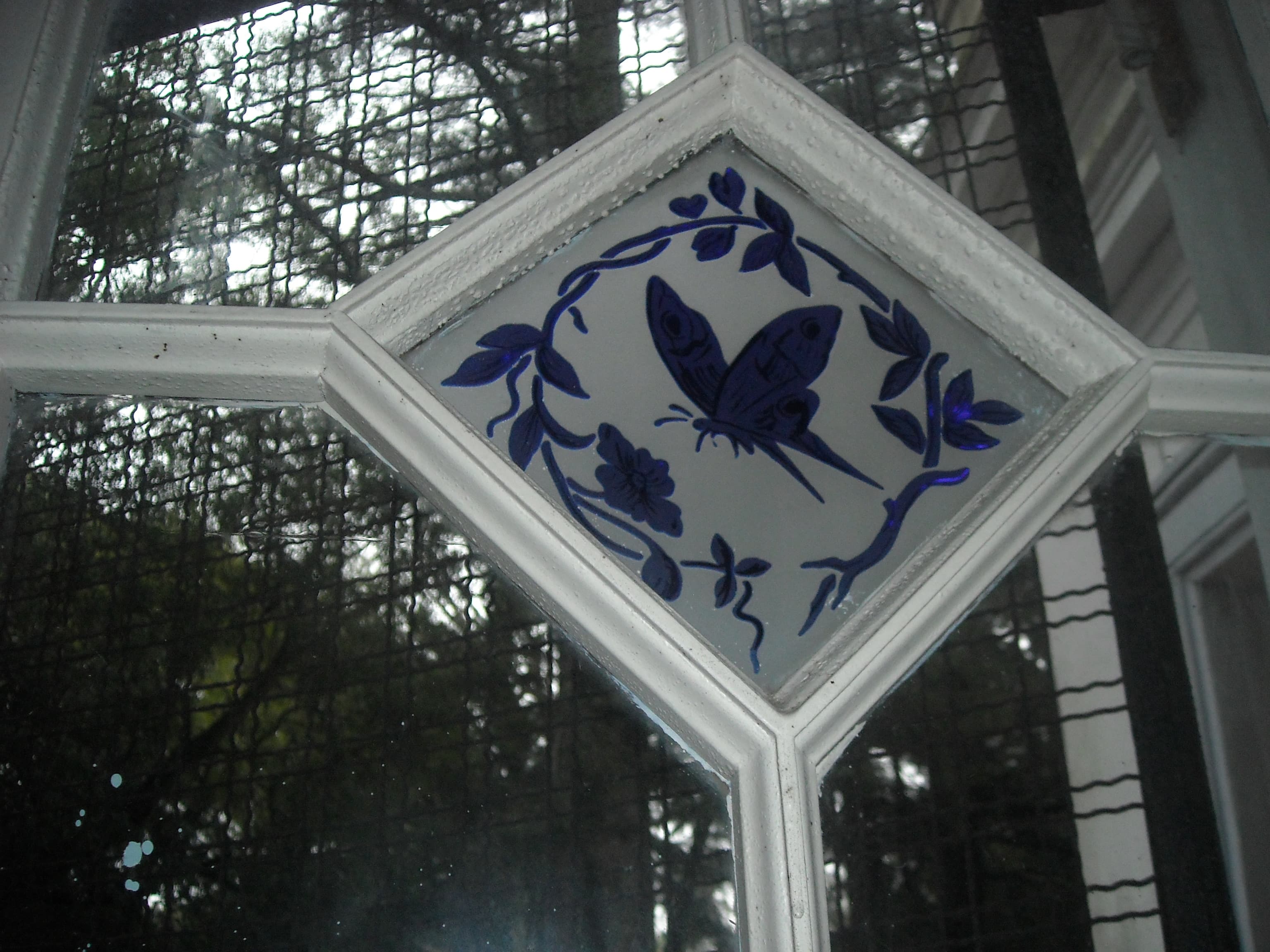 N/A (Decorative Motif)
