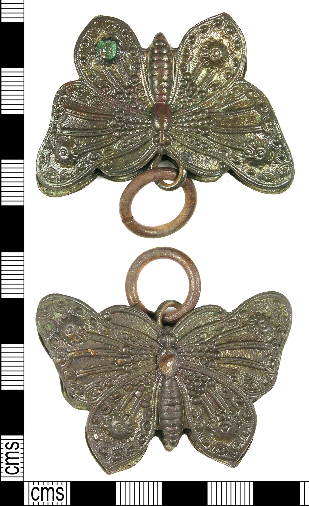 Butterfly-shaped skirt lifter attachment