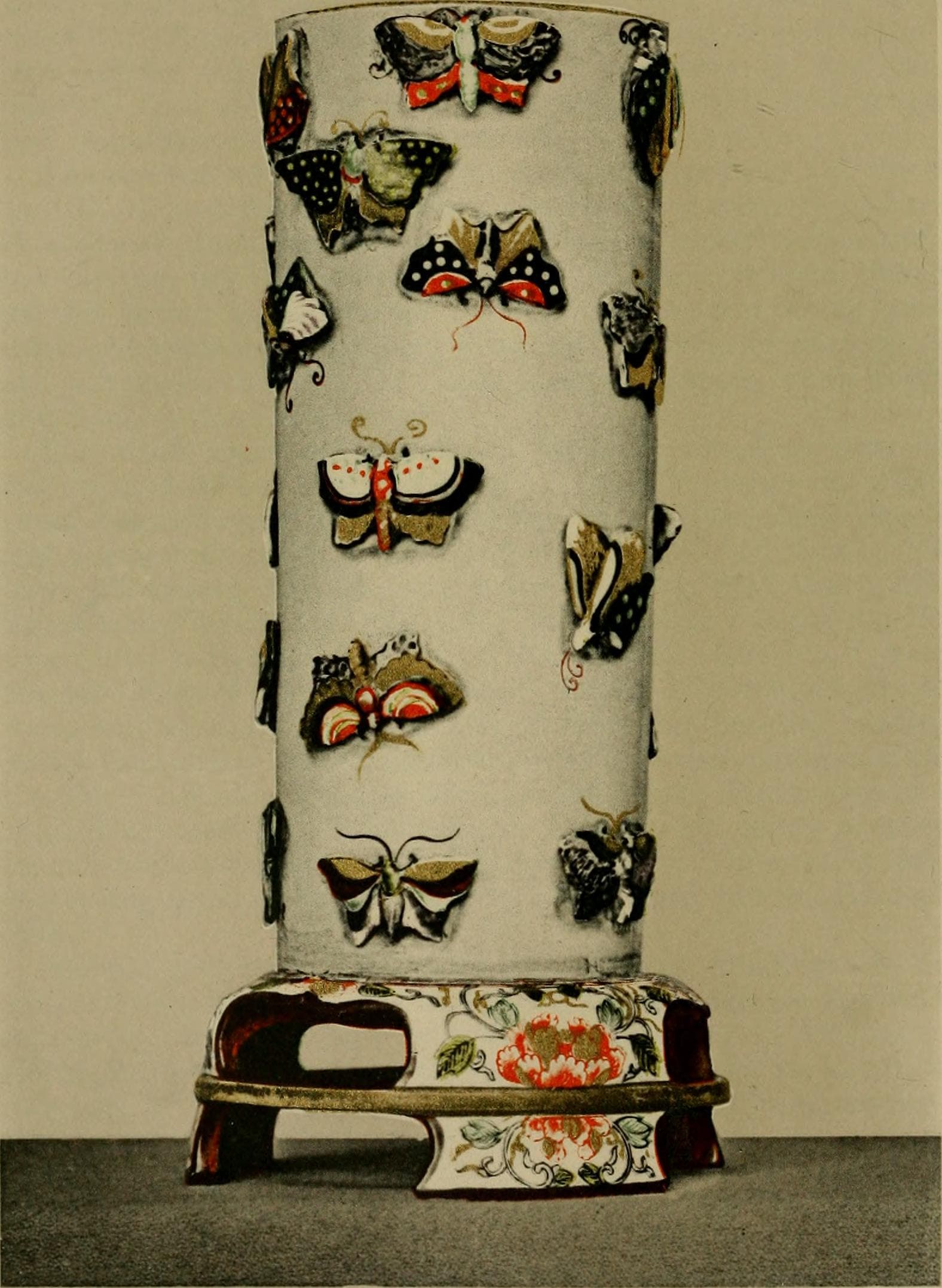 N/A (Decorative Motifs)